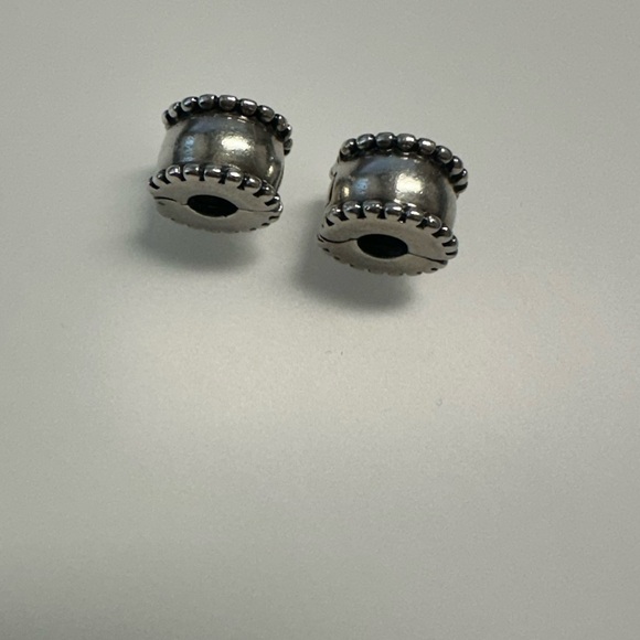 Pandora Chams 2 clips - Picture 3 of 5